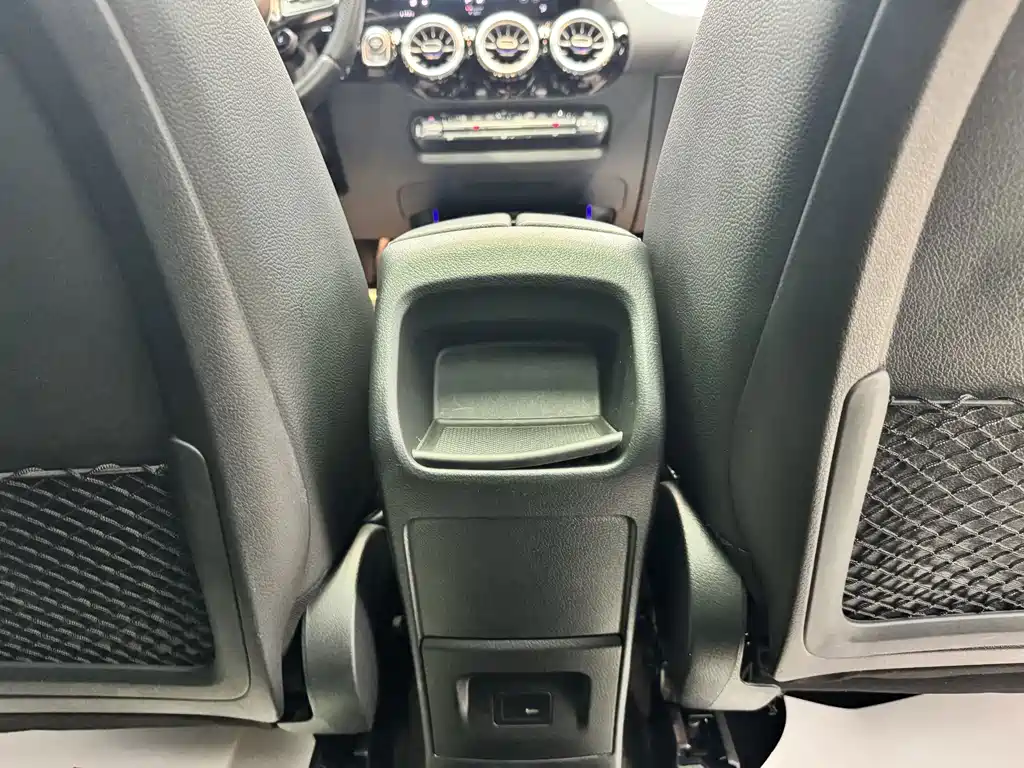 Mercedes-Benz GLA AMG — миниатюра 21