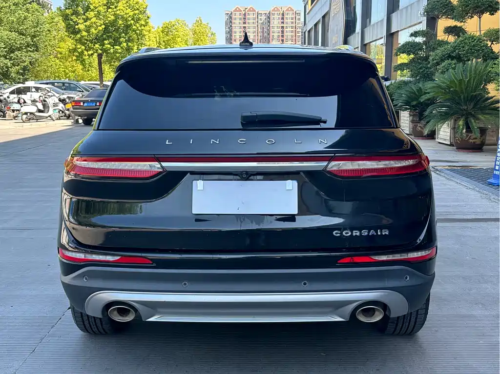 Lincoln Corsair — миниатюра 6
