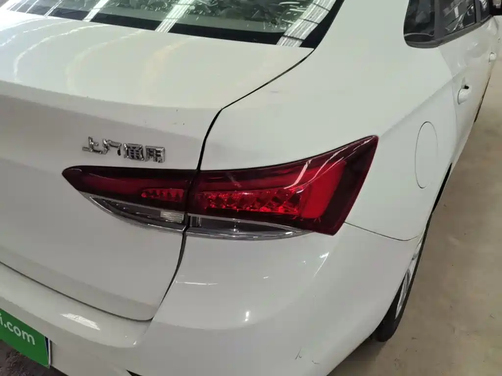 Buick Excelle — миниатюра 8