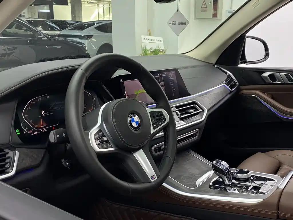 BMW X5 (Import) — миниатюра 16