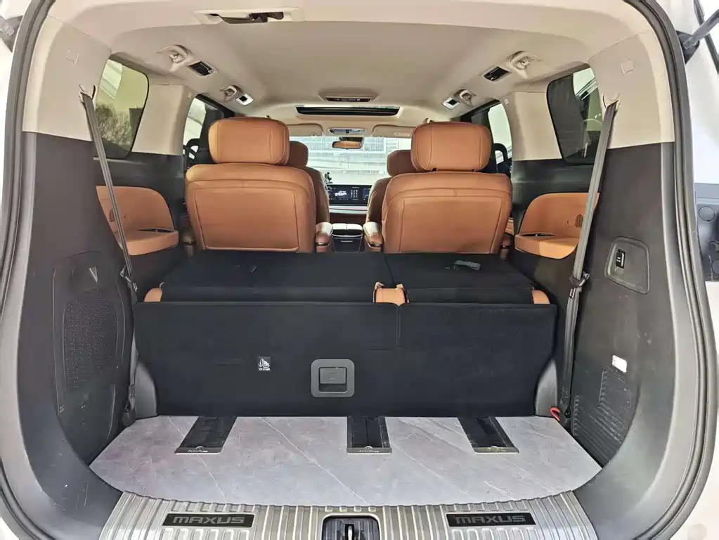 SAIC MAXUS EVERYONE 9