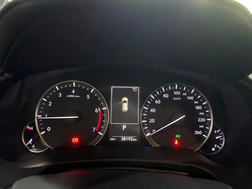 Lexus RX — миниатюра 8
