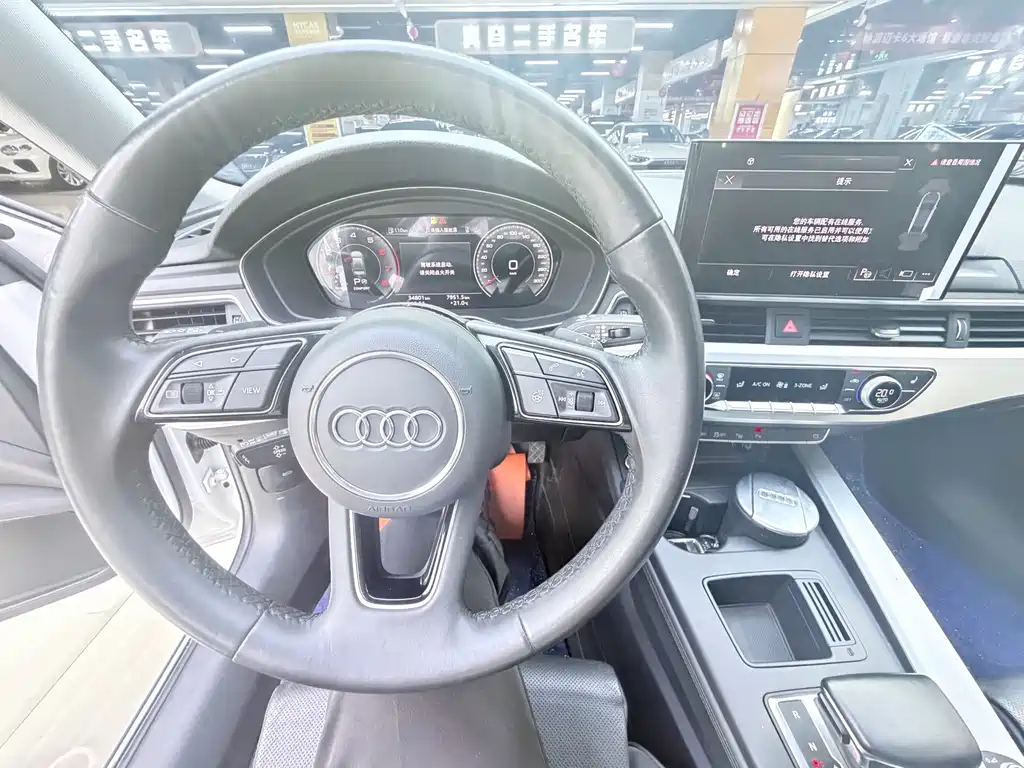 Audi A4L — миниатюра 7
