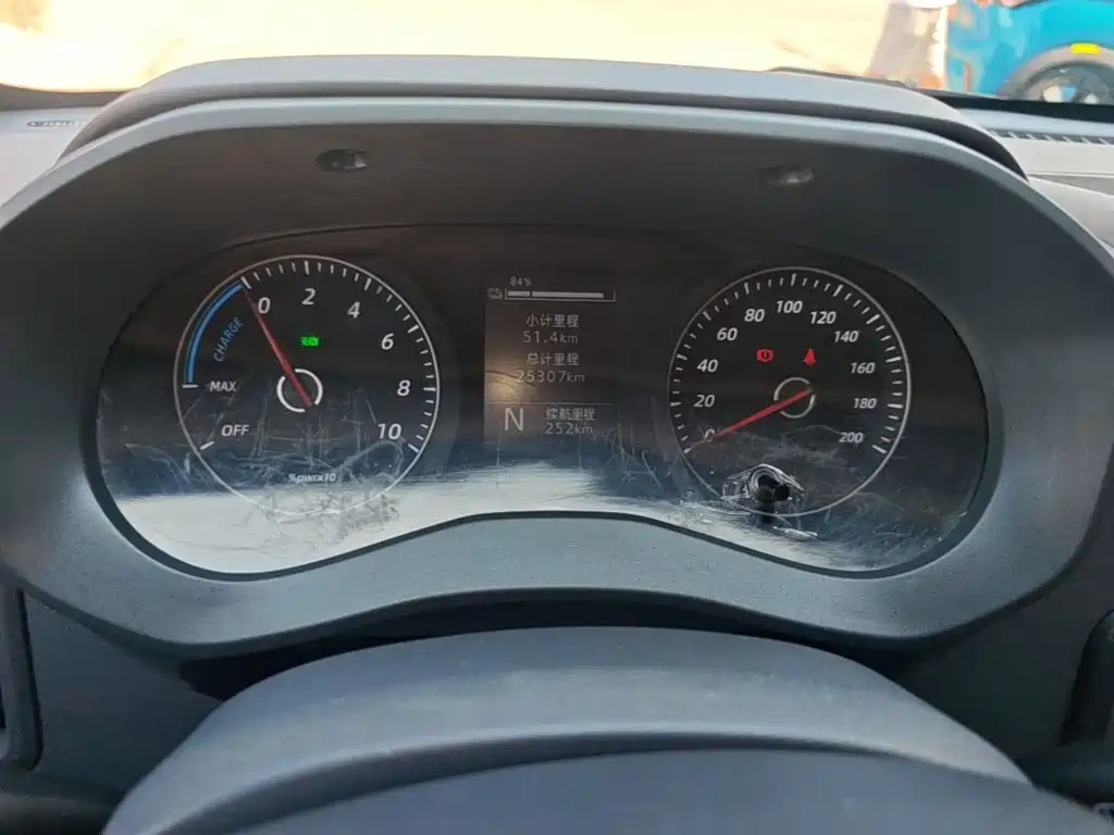 Wuling Yangguang — миниатюра 12