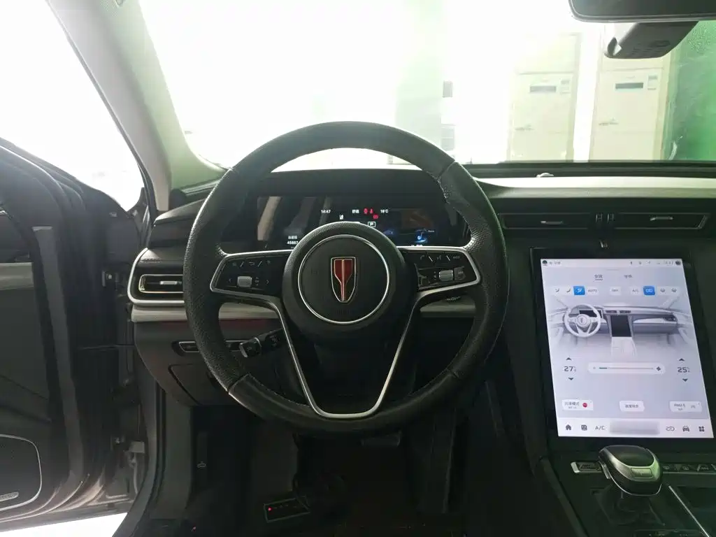 Hongqi Hongqi H5 — миниатюра 7