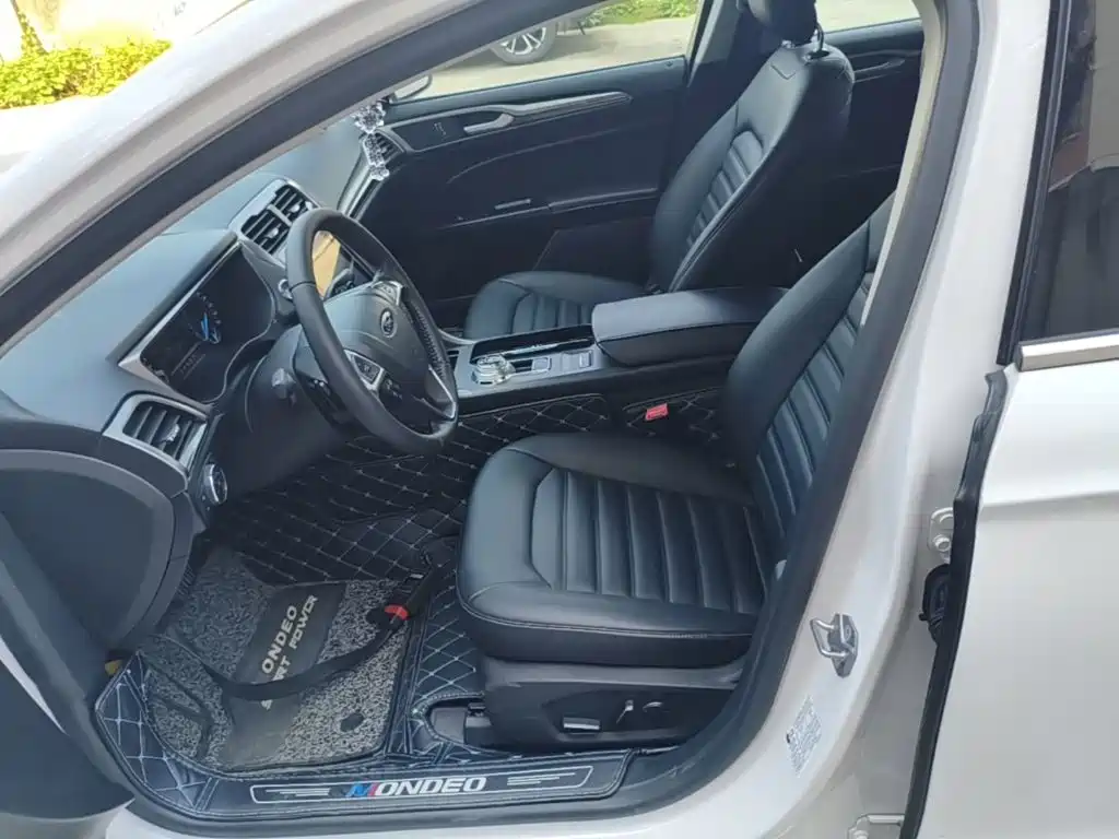 Ford Mondeo — миниатюра 15