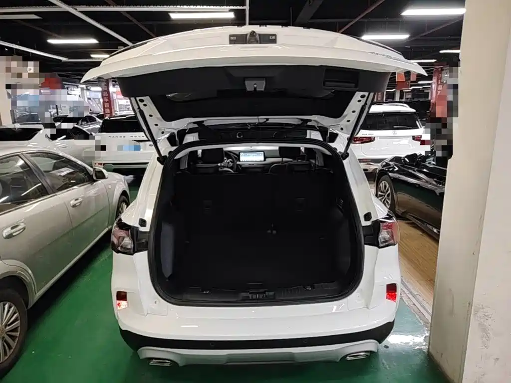 Ford Escape — миниатюра 19