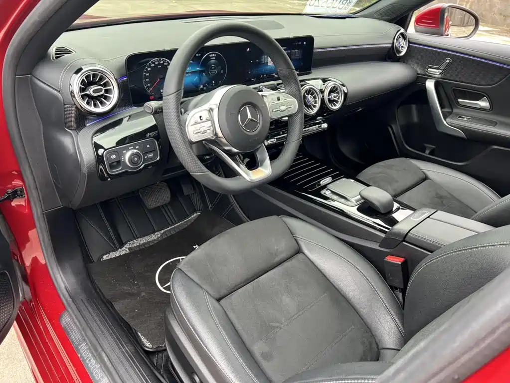 Mercedes-Benz A-Class A 2021 A 200 L Sport Fashion