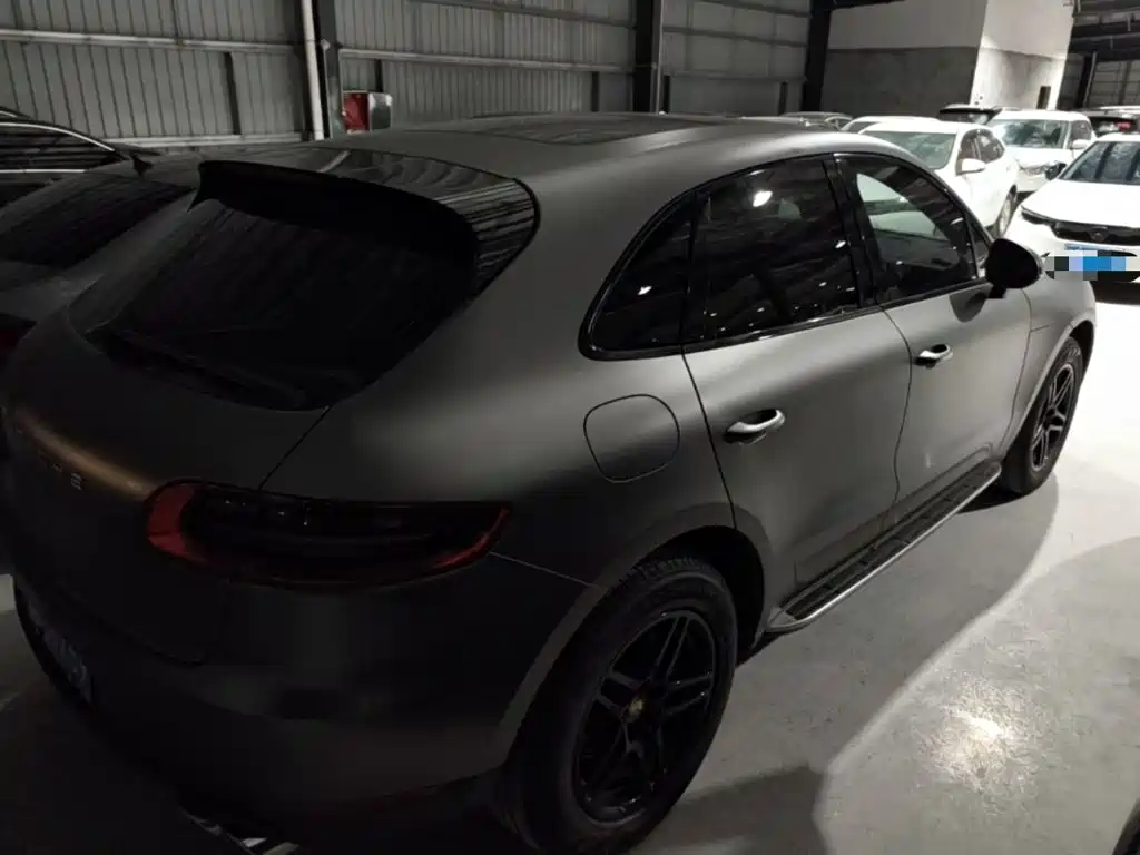 Porsche Macan — миниатюра 4