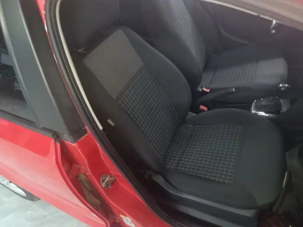 Volkswagen Polo — миниатюра 25