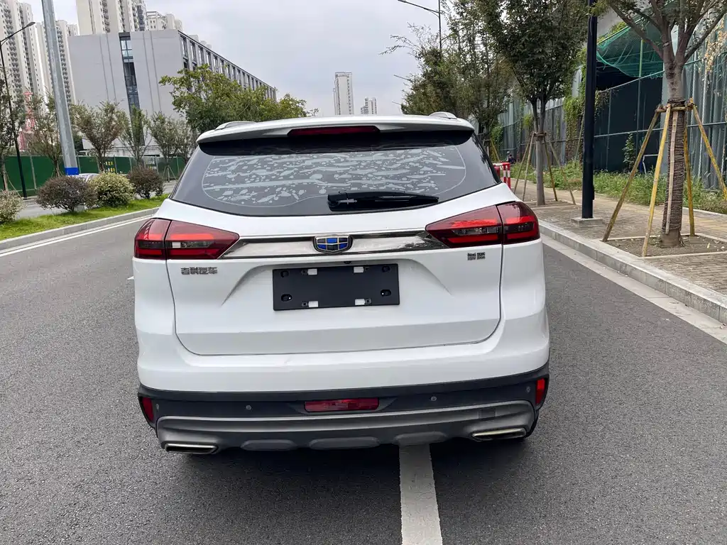 Geely Boyue — миниатюра 5