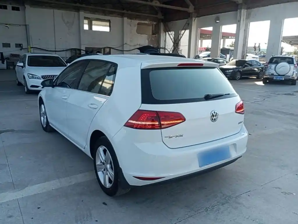Volkswagen Golf — миниатюра 5