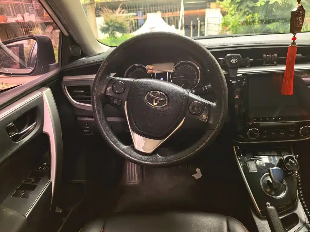 Toyota Corolla — миниатюра 11