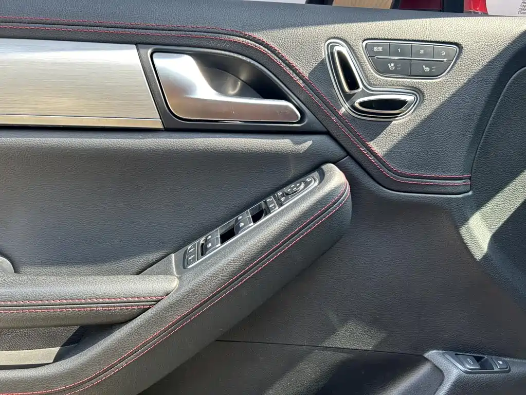 BYD Tang New Energy — миниатюра 13