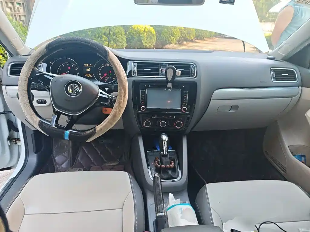 Volkswagen Sagitar — миниатюра 5