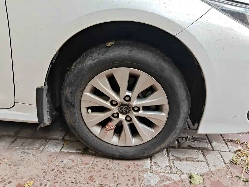 Toyota Corolla — миниатюра 24