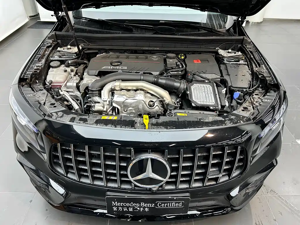 MERCEDES-BENZ GLB AMG