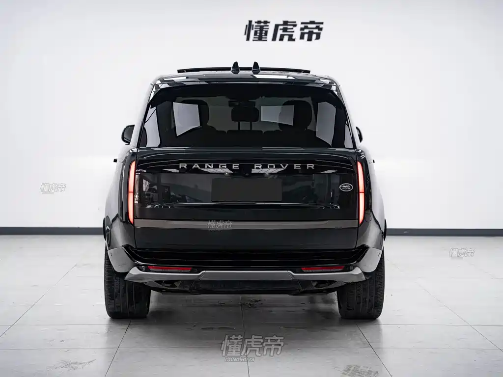 Land Rover Range Rover 2023 3.0 L6 400PS мест Long Wheelbase