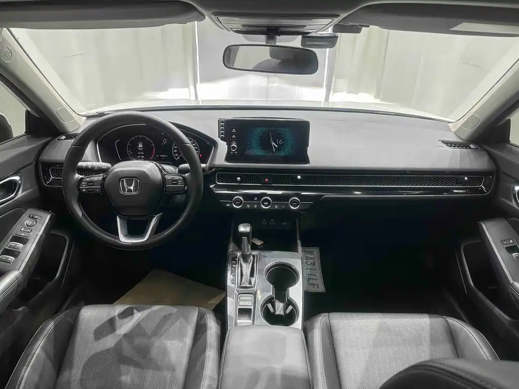 Honda Civic — миниатюра 13