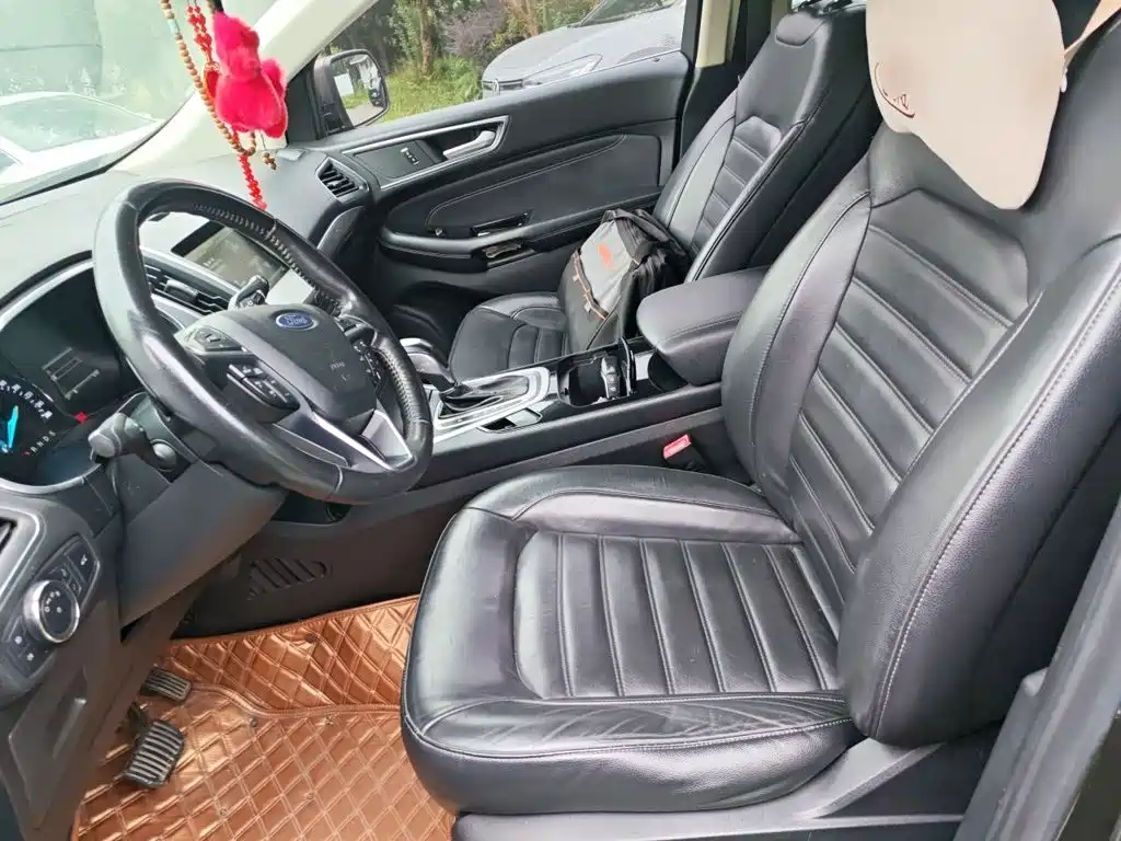 Ford Edge — миниатюра 16
