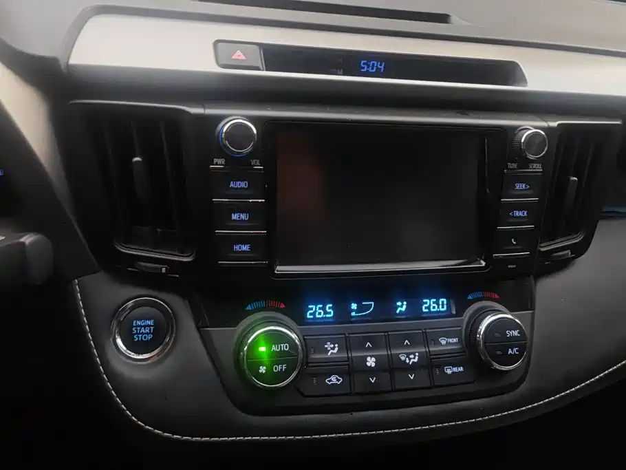 Toyota RAV4 — миниатюра 13