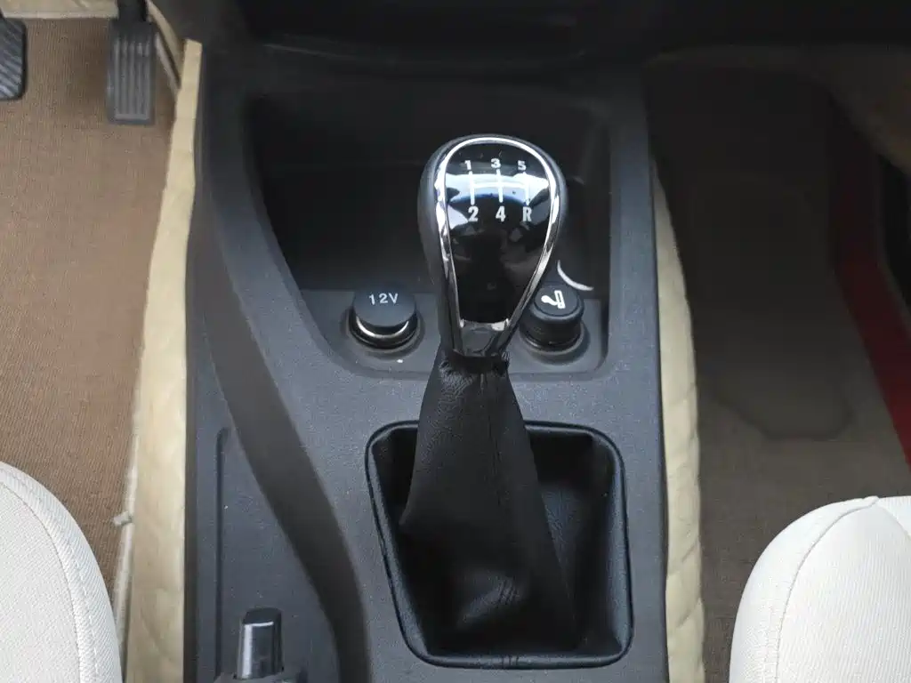 Wuling Hongguang — миниатюра 7