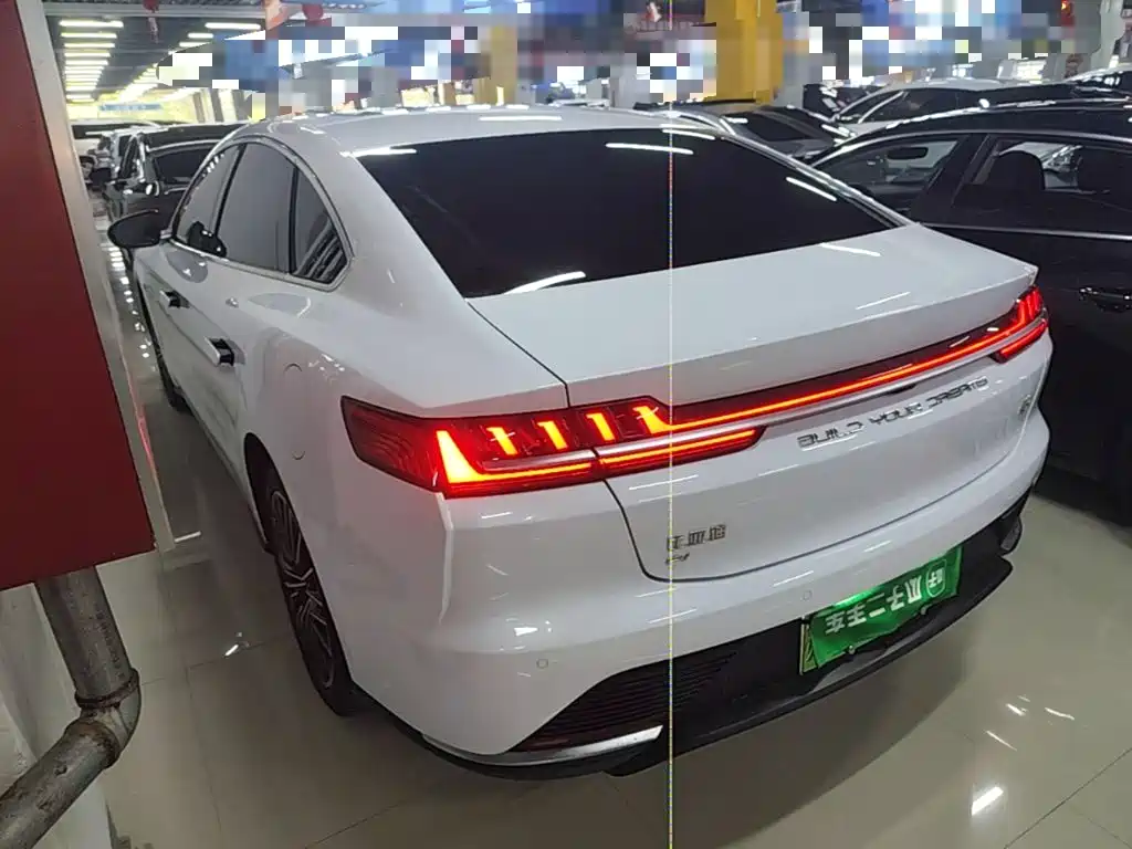 BYD Han — миниатюра 5