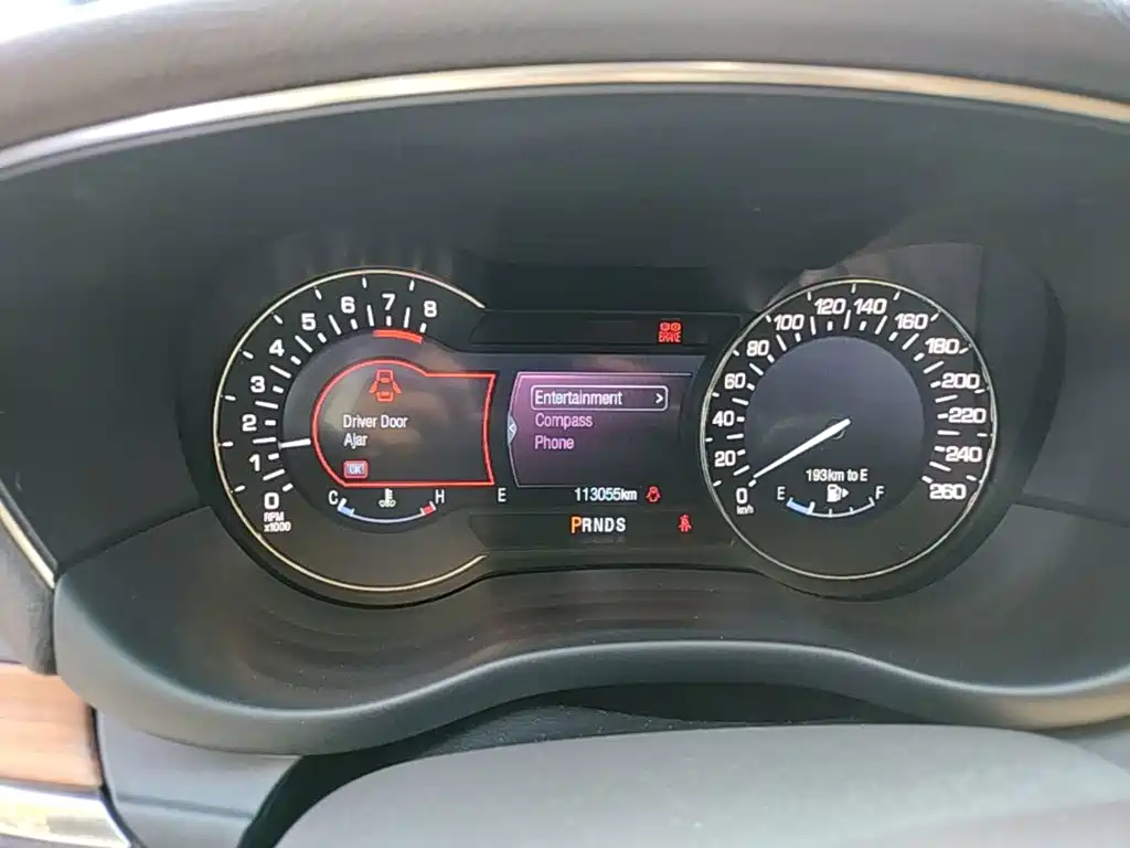 Lincoln MKC — миниатюра 12