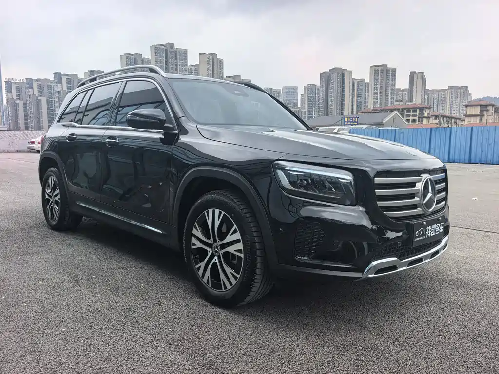 Mercedes-Benz GLB 2026 GLB 220