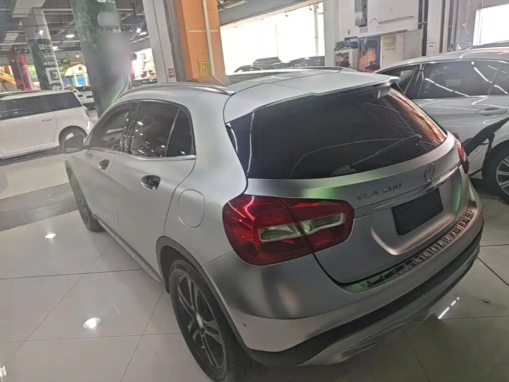 Mercedes-Benz GLA — миниатюра 5