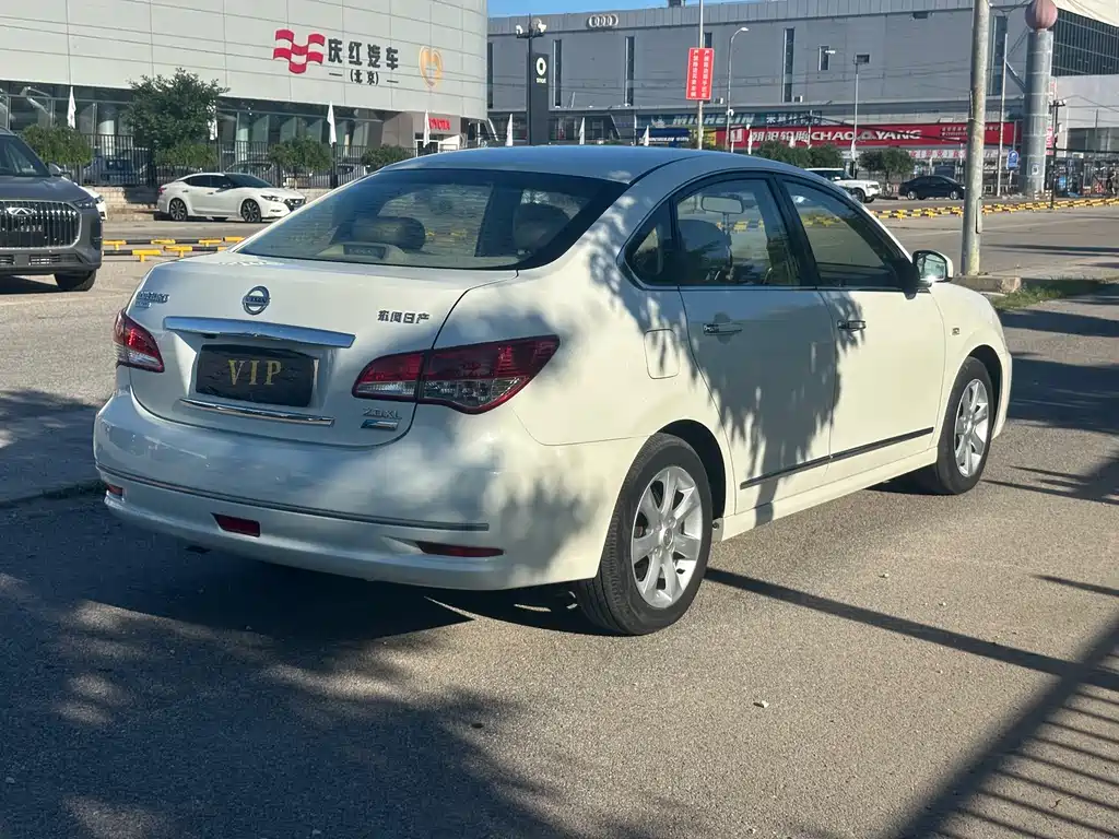 Nissan Sylphy 2009 2.0XL CVT