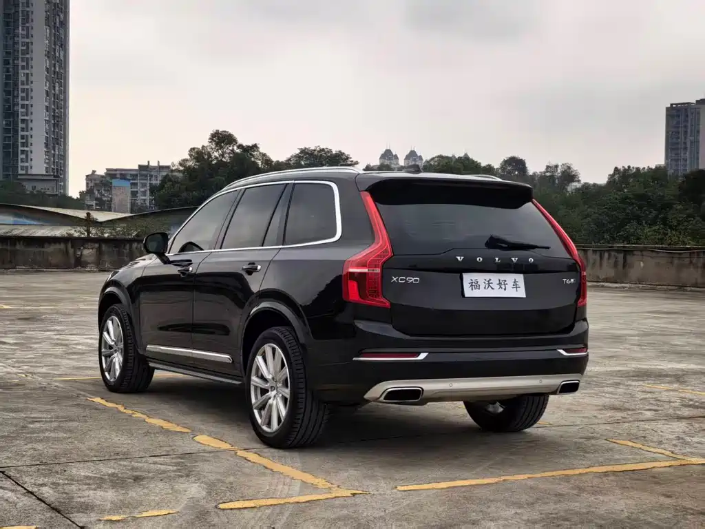Volvo XC90 — миниатюра 21