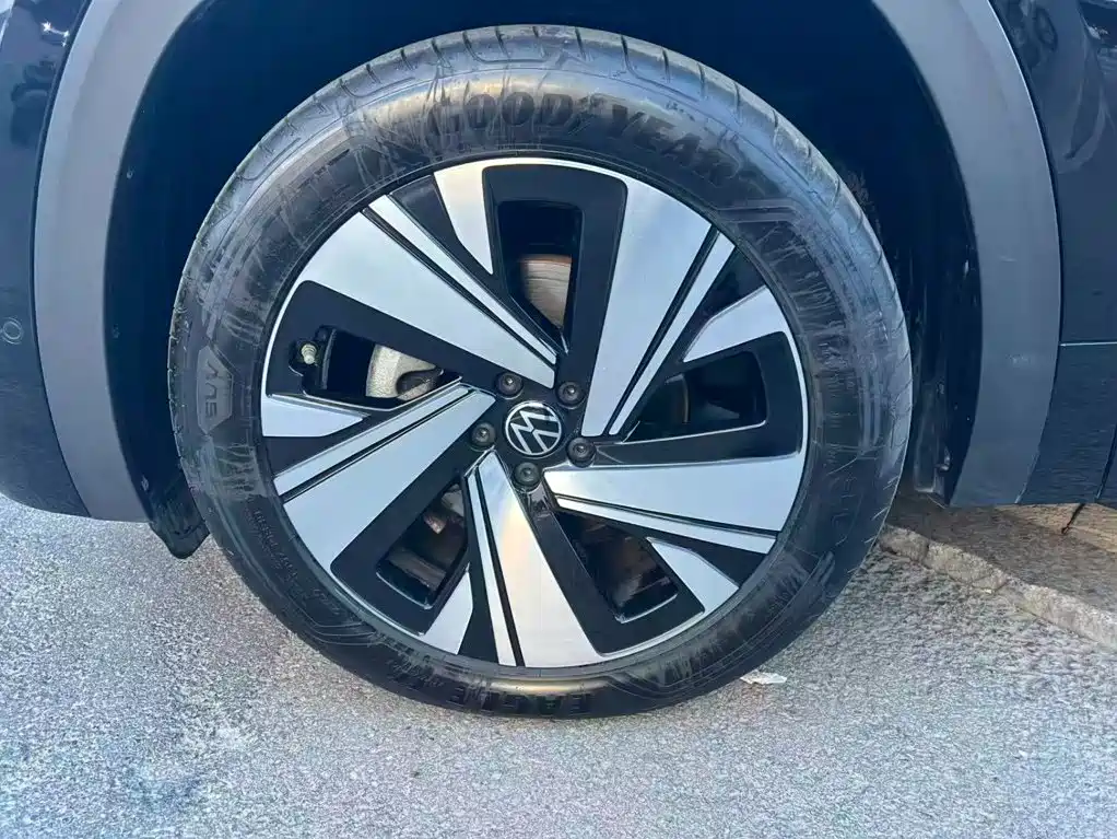 Volkswagen Teramont — миниатюра 7