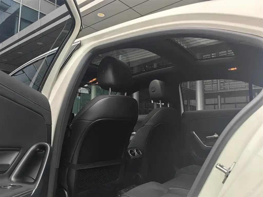 Mercedes-Benz A-Class — миниатюра 14