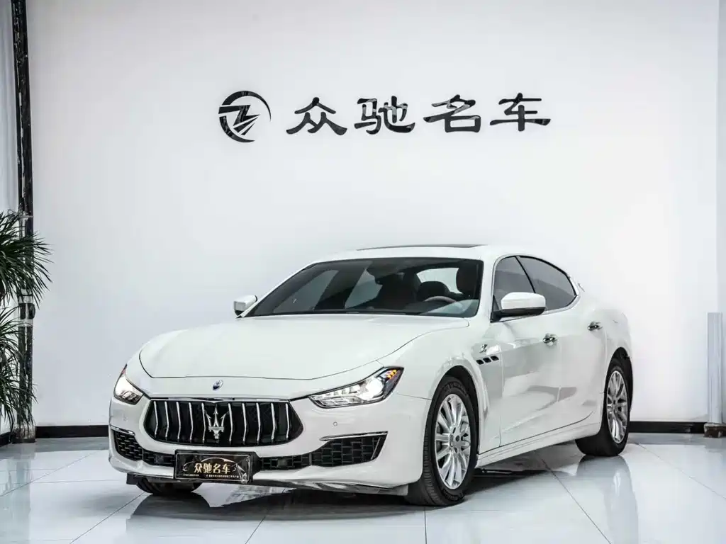 Maserati Ghibli 2022