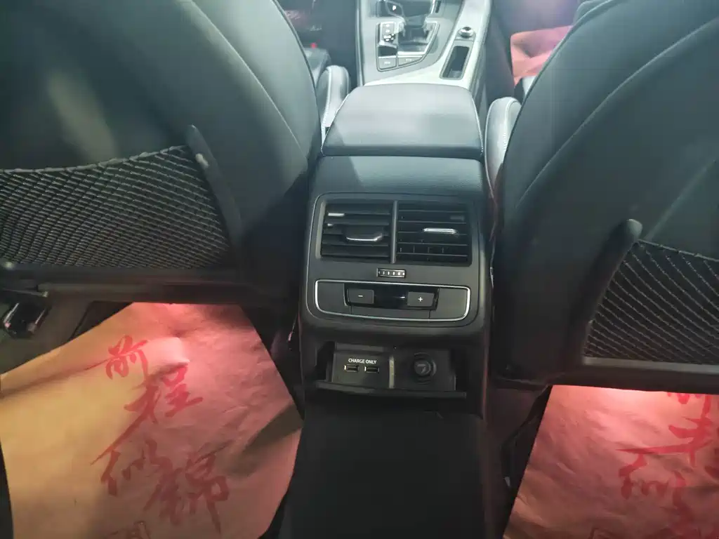 Audi A4L — миниатюра 12
