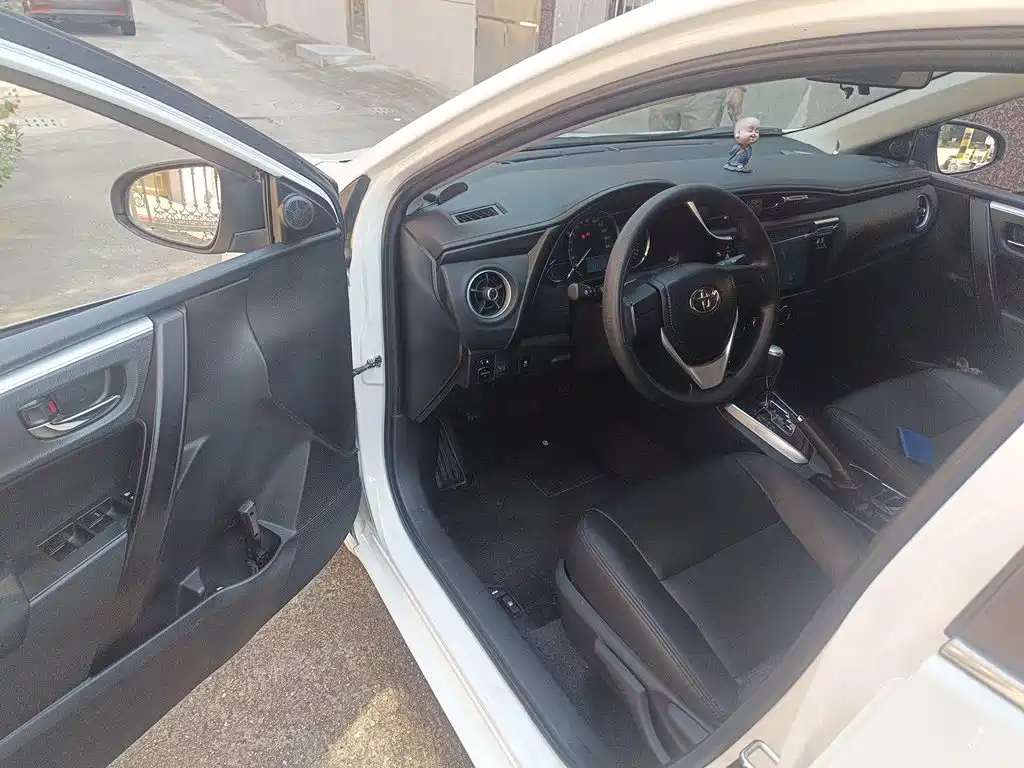 Toyota Corolla — миниатюра 14