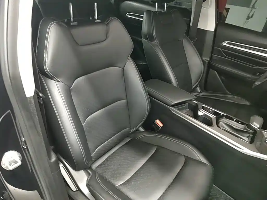 Geely Emgrand — миниатюра 25