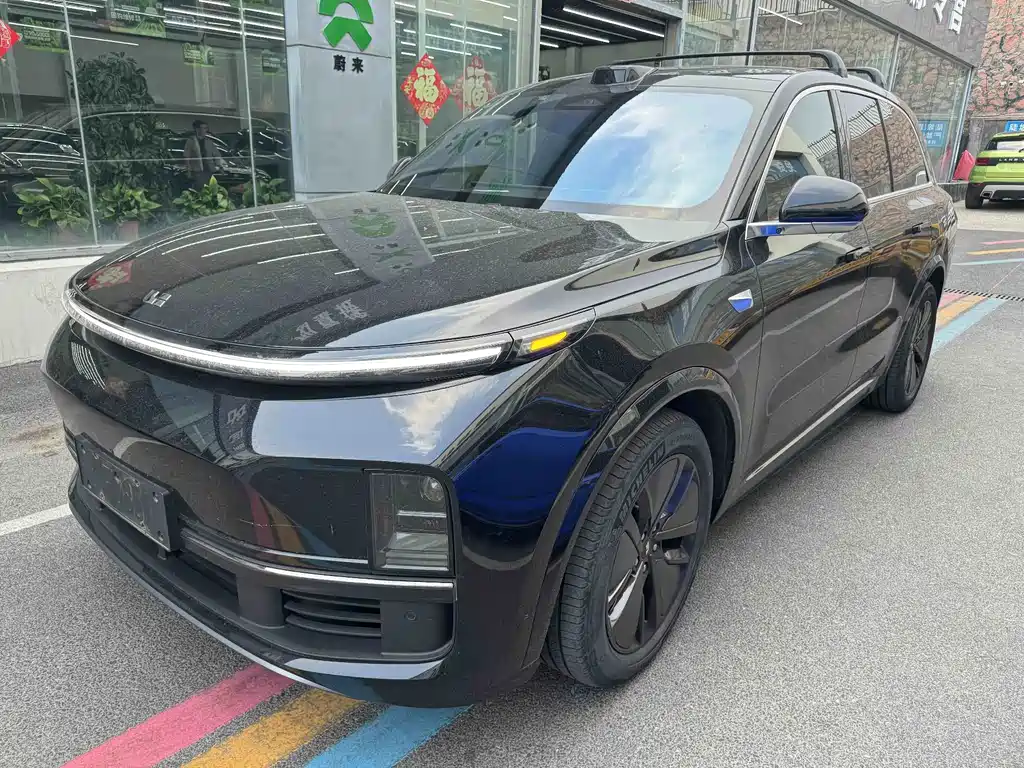 Li Auto Li L8 2024
