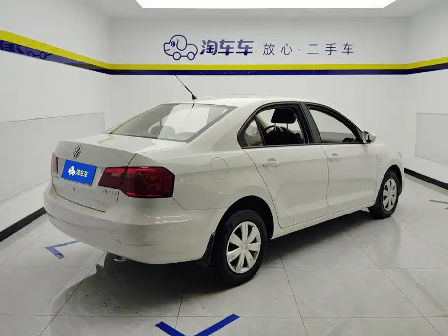 Volkswagen Jetta — миниатюра 3
