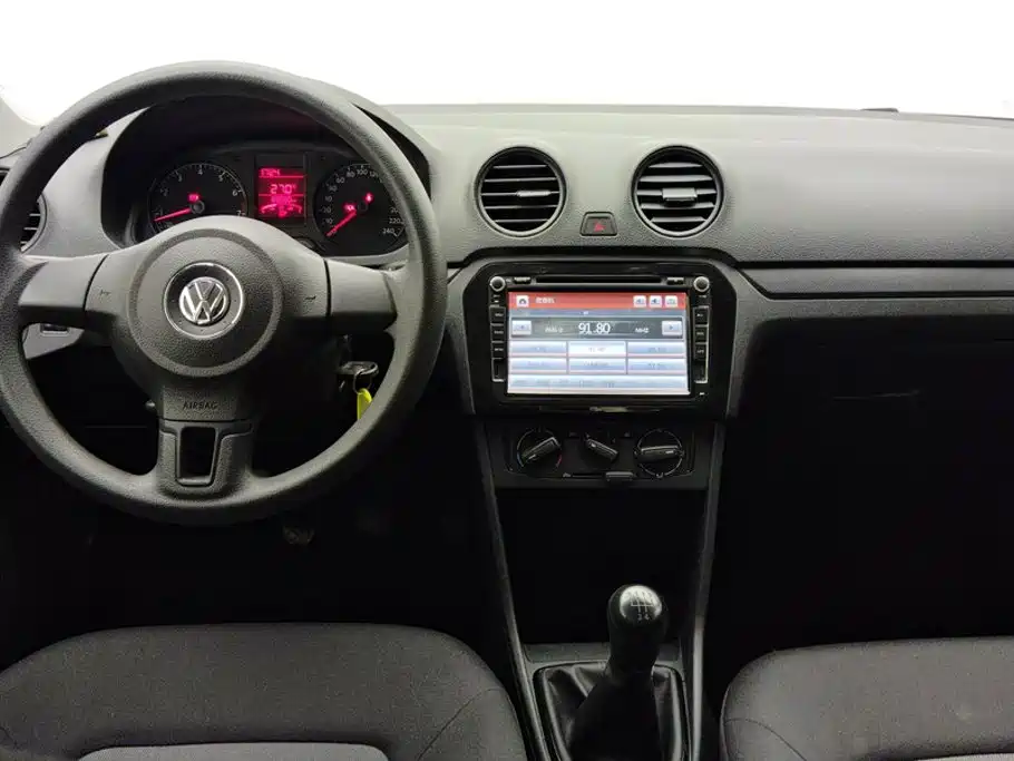 Volkswagen Jetta — миниатюра 12