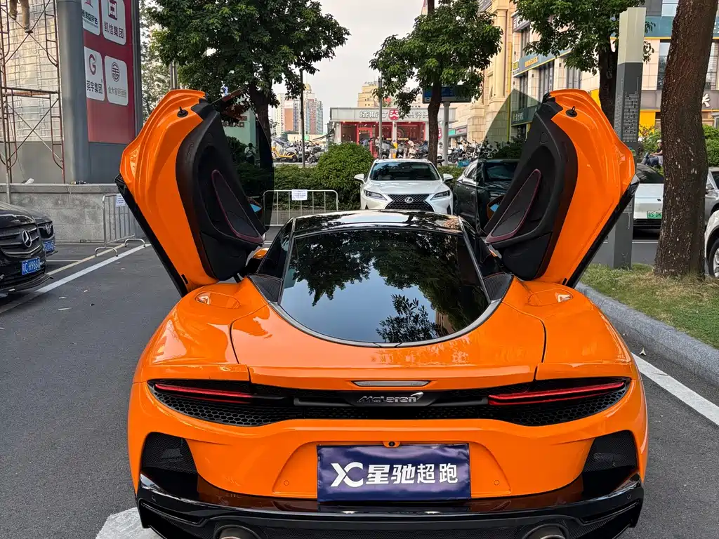 McLaren GT — миниатюра 9