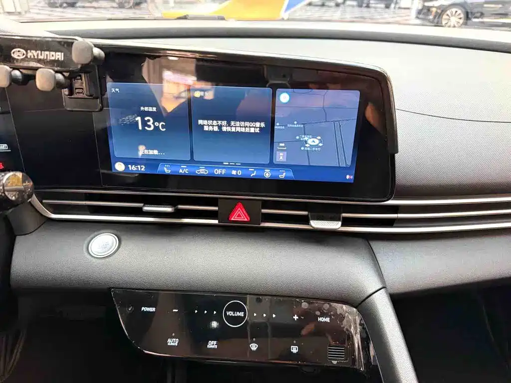 Hyundai Elantra — миниатюра 14