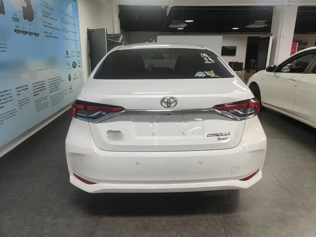 Toyota Corolla — миниатюра 6