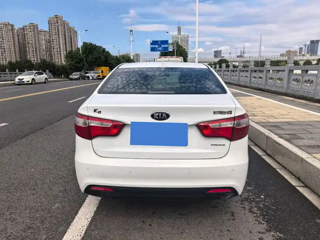Kia K2 — миниатюра 5