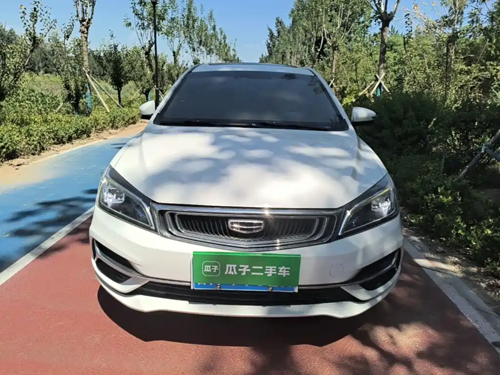 Geely Emgrand — миниатюра 3