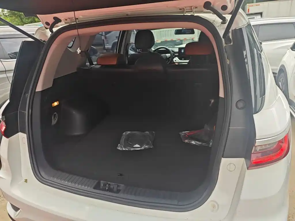 Geely Vision X6 — миниатюра 19