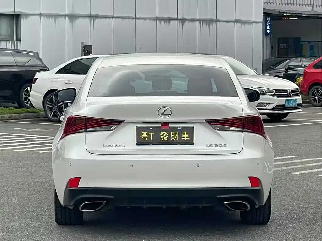 Lexus IS — миниатюра 7