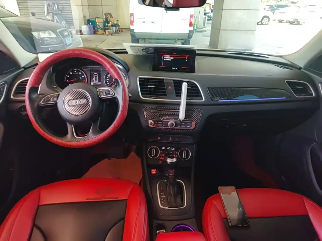 Audi Q3 — миниатюра 10