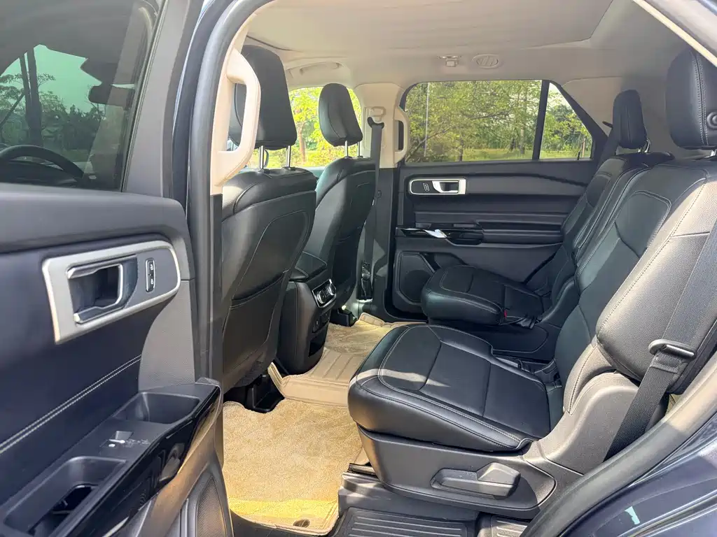 Ford Explorer — миниатюра 14